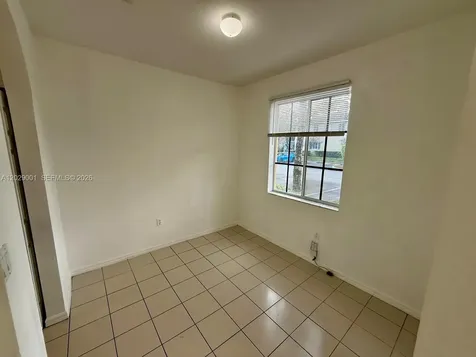 1934 SW 60th Avenue North Lauderdale FL 33068
