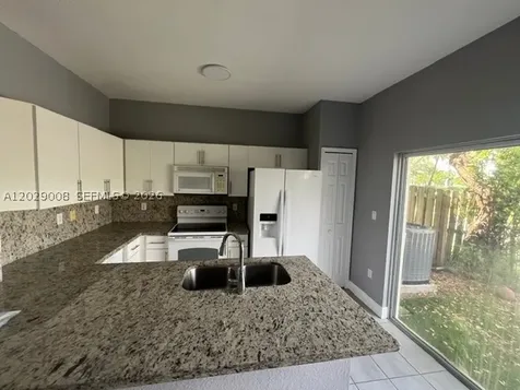 8258 NW 108th Place Doral FL 33178