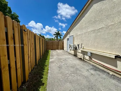8671 NW 3rd Street Pembroke Pines FL 33024