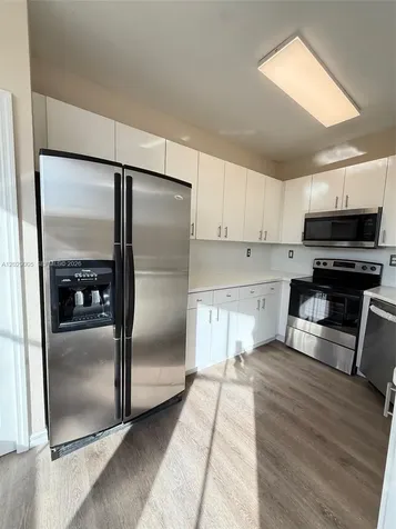 8528 SW 166th Place Miami FL 33193