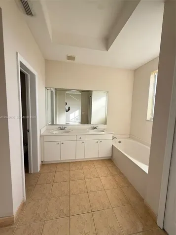 8528 SW 166th Place Miami FL 33193