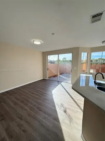 8528 SW 166th Place Miami FL 33193