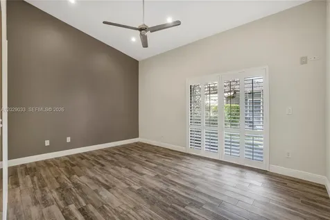 349 NW 94th Terrace Plantation FL 33324