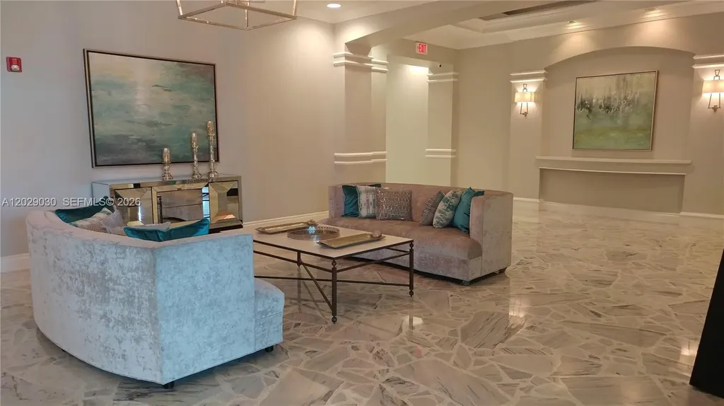 2501 S Ocean Drive Hollywood FL 33019