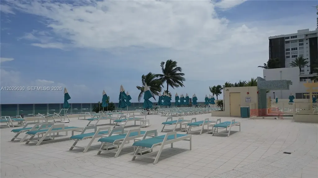 2501 S Ocean Drive Hollywood FL 33019