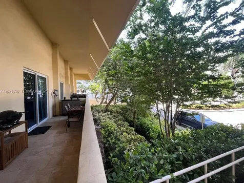 2501 S Ocean Drive Hollywood FL 33019