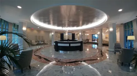2501 S Ocean Drive Hollywood FL 33019
