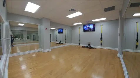 2501 S Ocean Drive Hollywood FL 33019