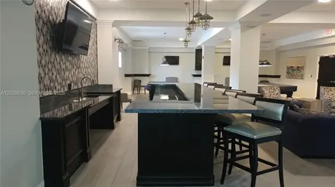 2501 S Ocean Drive Hollywood FL 33019