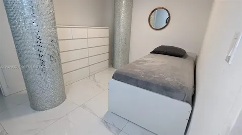 2501 S Ocean Drive Hollywood FL 33019