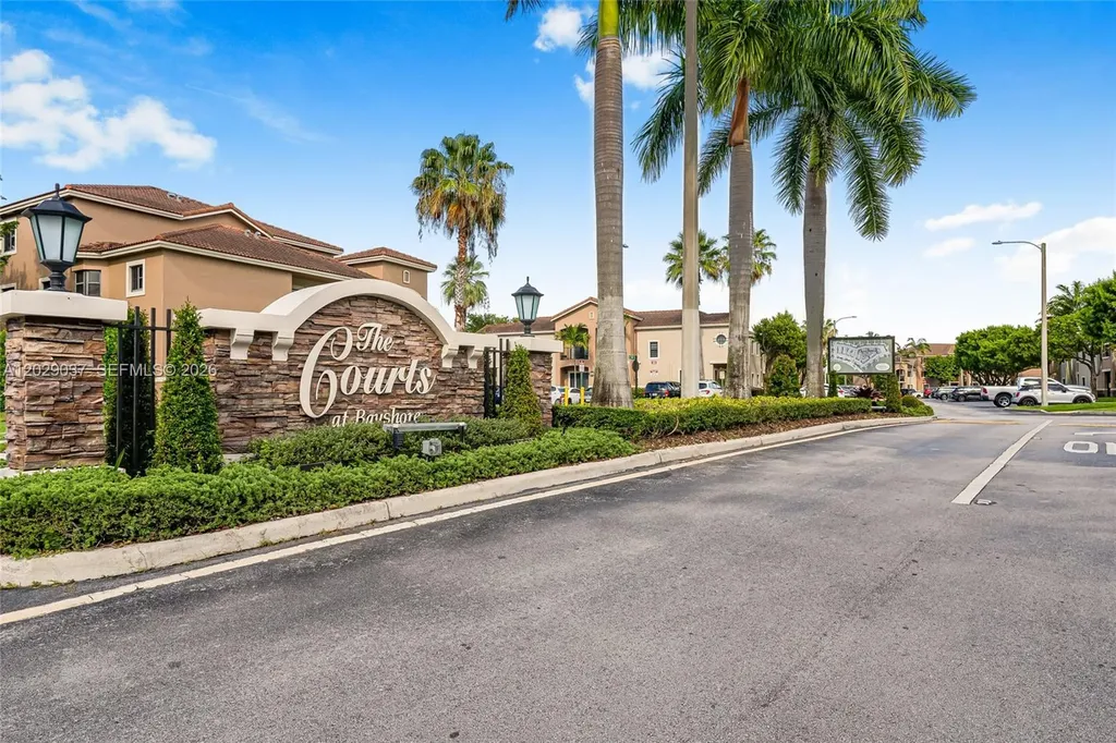 22551 SW 88th Place Cutler Bay FL 33190
