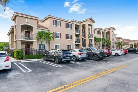 22551 SW 88th Place Cutler Bay FL 33190