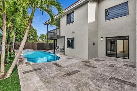 17532 NW 61st Court N Hialeah FL 33015