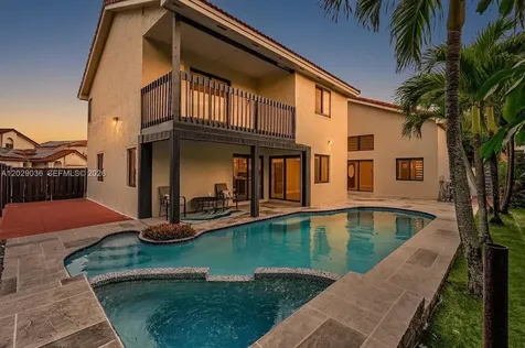 17532 NW 61st Court N Hialeah FL 33015