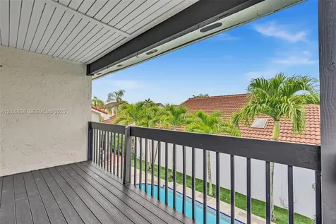 17532 NW 61st Court N Hialeah FL 33015