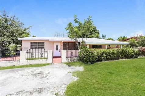 731 NW 175th Drive Miami Gardens FL 33169