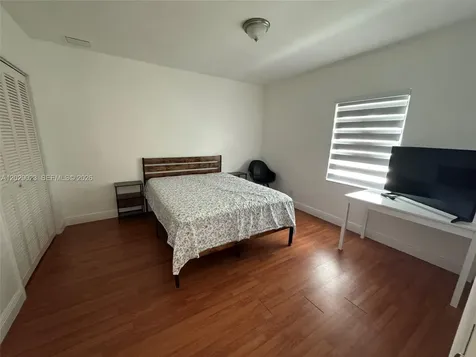 1645 SW 40th Avenue Miami FL 33134