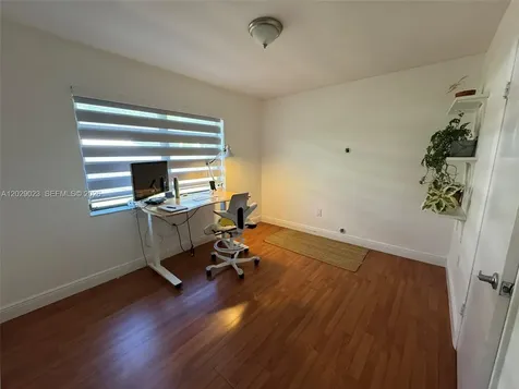 1645 SW 40th Avenue Miami FL 33134