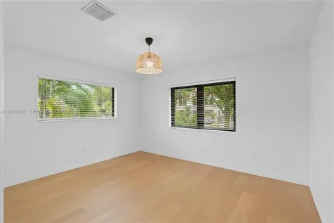 517 Palermo Avenue Coral Gables FL 33134