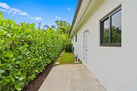 517 Palermo Avenue Coral Gables FL 33134