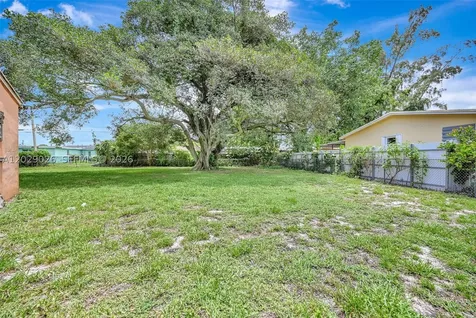 16221 NW 18th Court Miami Gardens FL 33054