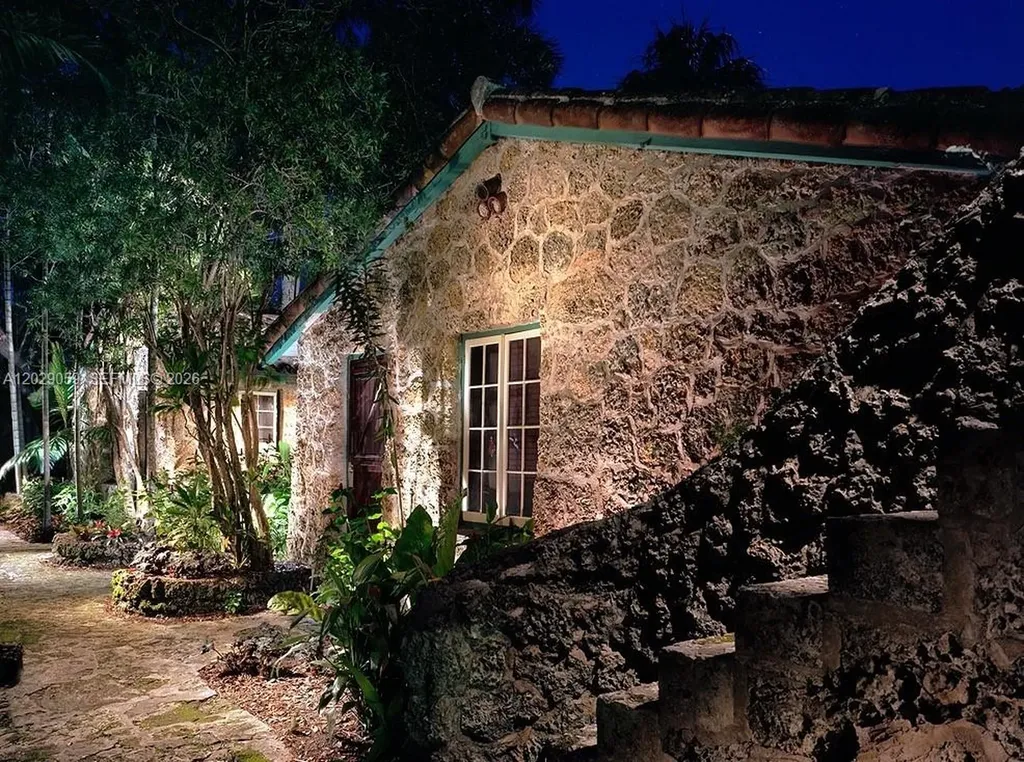 1301 Milan Avenue Coral Gables FL 33134