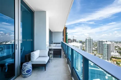 200 Biscayne Boulevard Way Miami FL 33131