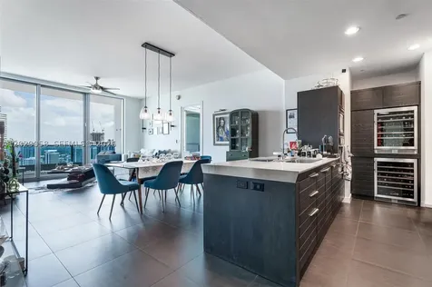 200 Biscayne Boulevard Way Miami FL 33131