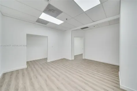 7500 NW 25th Street Miami FL 33122