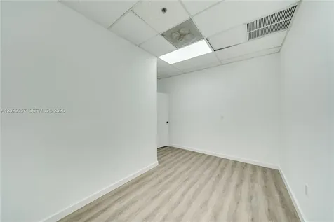 7500 NW 25th Street Miami FL 33122