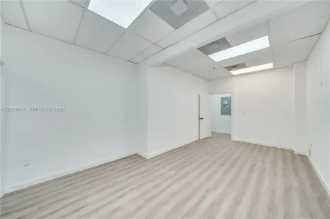 7500 NW 25th Street Miami FL 33122