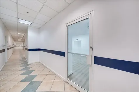 7500 NW 25th Street Miami FL 33122