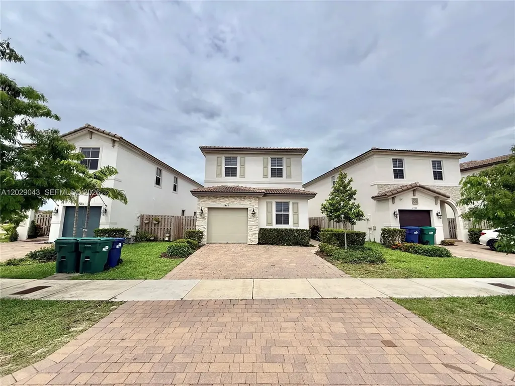 2462 NW 131st Circle Miami FL 33167