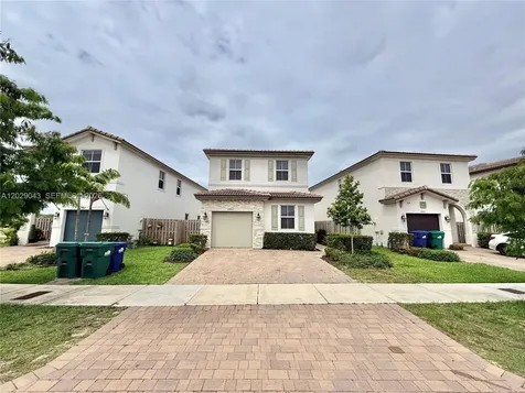 2462 NW 131st Circle Miami FL 33167