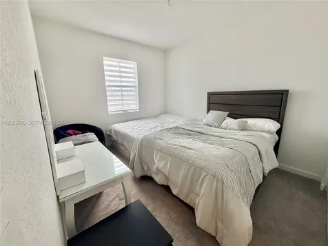 2462 NW 131st Circle Miami FL 33167