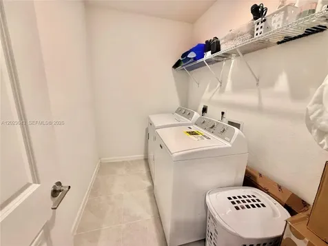 2462 NW 131st Circle Miami FL 33167