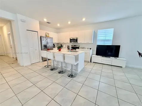 2462 NW 131st Circle Miami FL 33167