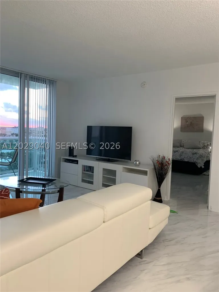 3901 S Ocean Drive Hollywood FL 33019