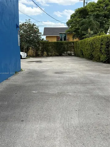 6620 W Flagler Street Miami FL 33144