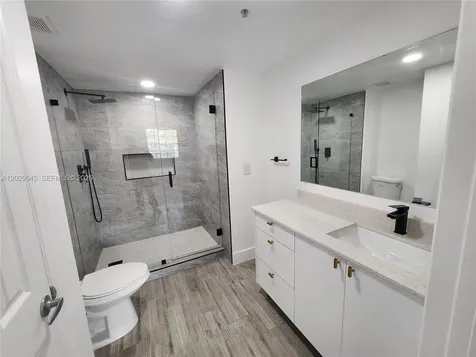 215 SW 117th Terrace Pembroke Pines FL 33025