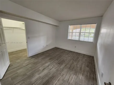 215 SW 117th Terrace Pembroke Pines FL 33025