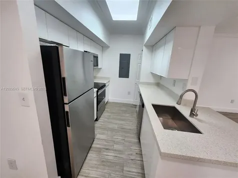 215 SW 117th Terrace Pembroke Pines FL 33025