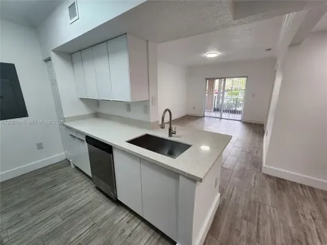 215 SW 117th Terrace Pembroke Pines FL 33025
