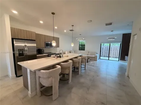 10407 NW 82nd Street Doral FL 33178