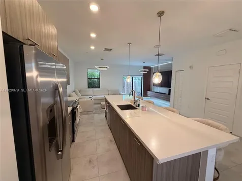 10407 NW 82nd Street Doral FL 33178