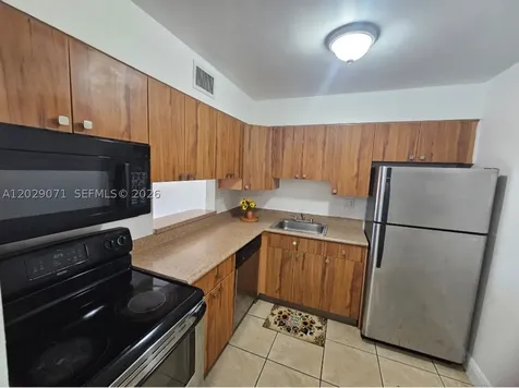 5241 Geneva Way Doral FL 33166