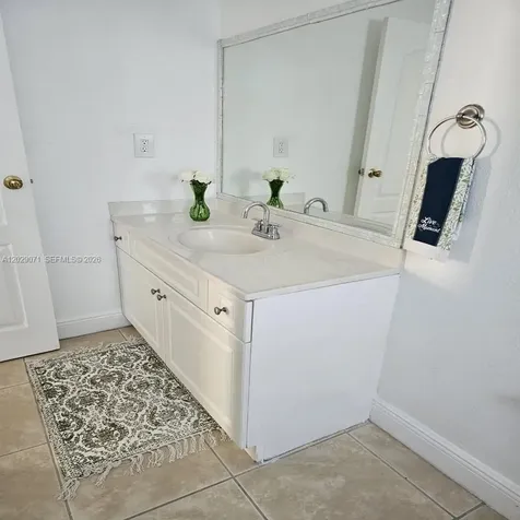 5241 Geneva Way Doral FL 33166