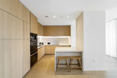8701 Collins Avenue Miami Beach FL 33154