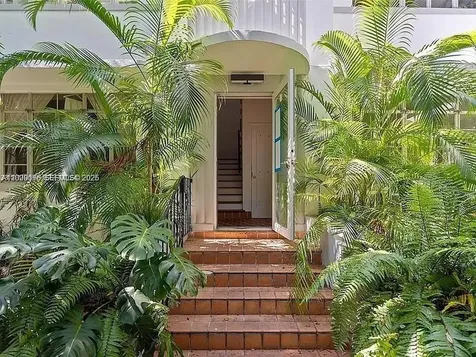 817 Lenox Avenue Miami Beach FL 33139