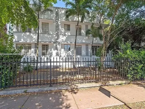 817 Lenox Avenue Miami Beach FL 33139